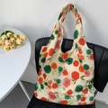 Minimalist canvas tote bag with floral prints in vintage oriental style - Red Green Flower