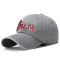 Cappellino da baseball vintage grigio in cotone lavato con ricamo Crush rosso e bianco - Regolabile / Grigio