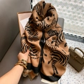 Sciarpa bohémien con stampa tigre kaki e nera con frange per l'autunno e l'inverno - Marrone
