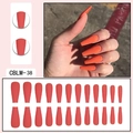 Dettaglio unghie finte lunghe a bara color corallo opaco in set da 24 pezzi - Mandarino Corallo (CBLM-38)