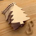 Etichette natalizie in legno a forma di albero con stella e corda di canapa naturale - Albero di Natale / Set di 10 Con Corda di Juta