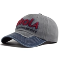 Gorra vintage de algodón lavado gris oscuro con visera azul y parche HOLA rojo - Gris