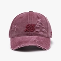 Casquette bordeaux délavée avec broderie OK en 3D et détails vintage usés - Réglable / Rouge Vin (24A286)