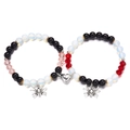 Détail de bracelets magnétiques pour couple avec pendentifs araignée et perles - Multicolore Mélangé (Bracelet de Couple-3)