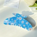 Elegant light blue resin hair claw clip with white daisy floral patterns for women - Daisy Blue 11CM