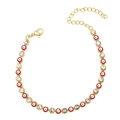 Dettaglio del bracciale malocchio con perline rosse e pietre di zircone in oro - Rosso