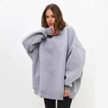 Oversized grey crewneck sweatshirt with dropped shoulders in a minimalist chic style - S / Light Grey (Thin)