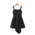 Detalle del vestido corto negro con lazo decorativo grande y dobladillo voluminoso - XS / Negro