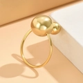 Anello minimalista in acciaio inossidabile dorato con doppie sfere barocche su fascia aperta - J03332-Doppia Sfera Minimalista / Oro