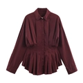 Modieus bordeauxrood poplin overhemd met lange mouwen, geplooid getailleerd ontwerp en revers - XS / Bordeauxrood