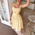 Elegante abito lungo giallo chiaro senza schienale con ritagli laterali per l'estate - S / Albicocca