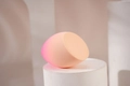 Esponja de maquillaje con degradado rosa y diseño de gota biselada en pedestal - Forma de Corte Inclinado / Rosa Fluorescente Degradado