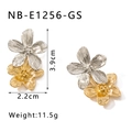 Details zu zweifarbigen Blumenohrringen mit Maßen von 3.9cm Höhe und 11.5g Gewicht - Gemischter Gold Silber Doppelblumenstil (NB-E1256-Gs)