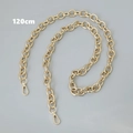 Detalle de correa de cadena de metal dorado de 120 cm con cierres de mosquetón - Anillo / 120cm