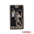IX Der Eremit Tarot Bestickter Aufnäher für Jacken in Schwarz und Gold, 5,2x9cm - Tarot Der Eremit (PE8136CT)