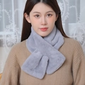 Winter Damen Plüsch Schal in Grau aus weichem Kunstfell dickes und warmes Accessoire - Grau