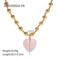 Minimalistische 18K goldene Perlenkette mit einem rosa Kristall-Herzanhänger auf weißem Grund - Rosa (JDN2305016-PK)