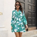 Vestido camisero vintage corte A con estampado paisley, cintura elástica y manga larga en blanco - S / Verde