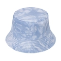 Unisex reversible tie-dye bucket hat featuring light blue and white cloud patterns - 58cm / Blue