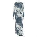 Detail der blau-weißen Marmor-Prints auf dem figurbetonten Mesh-Langarmkleid - S / Schwarz und Grau
