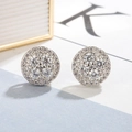Pendientes de botón redondos de plata con halo de circonitas cúbicas en micro-pavé - Un par / Oro Blanco