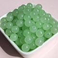 8mm lichtgroene glazen ronde kralen voor DIY sieraden in een witte vierkante schaal - 19# Effen Groene Jade Kralen