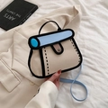 Cartoonstijl beige canvas schoudertas met blauwe flap en zwarte biesdetails - Blauw