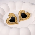 Vintage gold-plated heart-shaped stud earrings with black enamel and radial texture - Black