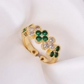 Anello aperto a quadrifoglio dorato con pietre verdi e bianche su seta bianca fine - Stile Aperto Regolabile / Oro