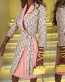 Detail of pink and houndstooth pleated dress with V-neck and metal buckle waist decoration - S / Pink Houndstooth Style (5037千鸟格)