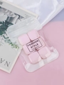Set de 6 borlas de maquillaje cuadradas rosa en bolsa de cierre sobre fondo de raso - 6 Unidades Cuadrado Rosa + Bolsa OPP