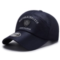 Atmungsaktive Mesh-Baseballkappe mit Natural Walker Stickerei in Dunkelblau für Sonnenschutz - Verstellbar / Marineblau