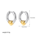 Detalle de dimensiones de pendientes de corazón: 17mm por 16mm y un peso total de 6,0g - Dorado