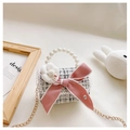 Detail of tweed girl's mini bag with pearl handle, pink bow and camellia flower - Camellia Decor Style / Black with Camellia Bow