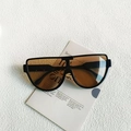 Gafas de sol oversize tipo pantalla marrón con montura media negra de estilo moderno - Montura Negra Lentes de Té