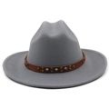 Dettaglio cappello di feltro grigio con fascia in pelle e borchie turchesi - M (56-58cm) / Grigio chiaro