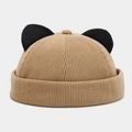 Detailansicht der khakifarbenen Cord-Docker-Mütze mit süßen schwarzen Katzenohren - Verstellbar / Khaki