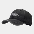 Casquette vintage en denim noir délavé avec broderie Andyou vue sous un angle de 45 degrés - Noir