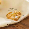 Golden crown pearl ring in stainless steel with 1.7cm inner diameter and 2.6g weight - Crown Pearl Style (ZN1503-1084)