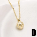 Collier basket plaqué or 18 carats avec détails en émail blanc sur chaîne figaro - D-Basketball en Émail