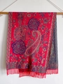 Detail view of red cashmere pashmina with intricate paisley patterns and fringe tassels - 70*180cm / T134-05 Retro Red