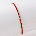 Verstellbares Tennisarmband mit roten Zirkonia und vergoldeter Kettenoberfläche - Gold-Roter Zirkonia