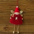 Angelo di Natale in peluche rosso con ali dorate e dettagli in legno decorativi - Stile A Rosso
