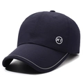 Cappellino sportivo blu navy ad asciugatura rapida con logo KT e bordo riflettente - Regolabile / Blu navy