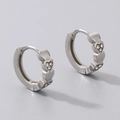 Orecchini a cerchio a forma di cuore in acciaio al titanio argento con zirconi - Orecchino a Cerchio Con Cuore in Strass (KE110485-TOT)
