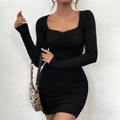 Vestido ajustado de punto negro con manga larga y escote cuadrado para mujer - S / Negro