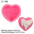 Rosa Silikonform in Herzform für 3D-Hände-Kerzen mit fertigem weißen Seifenbeispiel - 2# / Rosa