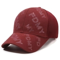 Weinrote Mesh-Baseballcap mit funkelnder FDMY-Buchstaben-Verzierung aus Strass - Rot