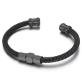 Schwarzes Edelstahl-Kabelarmband für Herren mit industriellen sechseckigen Akzenten - Schwarz (KB150261-KLHQ)