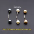 Lot de 3 broches à perles montrant une aiguille de 4,4 cm et des perles de 1,2 cm - Lot No. 25